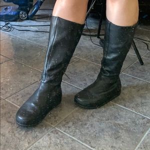 Fitflop super boot in black leather